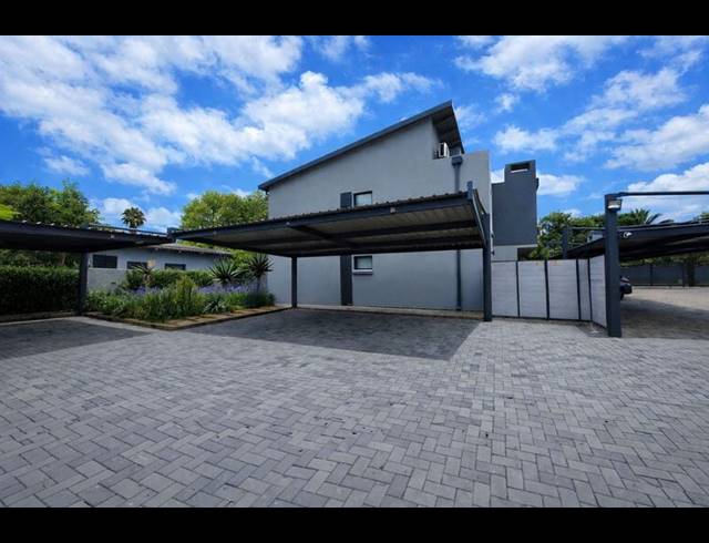 2 BEDROOM PROPERTY TO RENT IN MENLO PARK